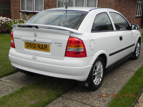 Astra Sport 1998 1.6 Top of the Range - White For Sale