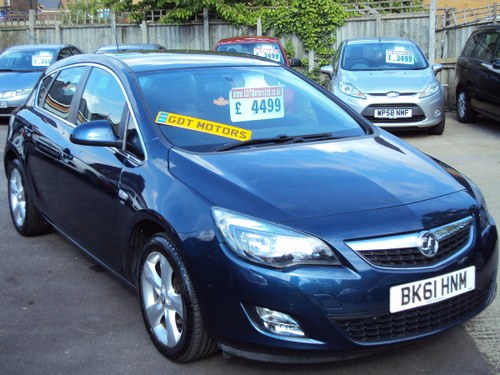 2011 Vauxhall Astra SRI – New Shape – LOW Miles with Service For Sale