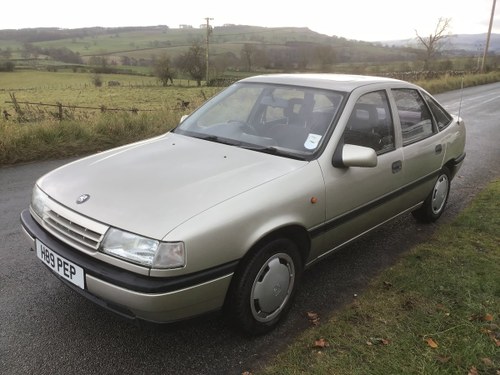 1990 Vauxhall Cavalier 1.8 Auto. Lovely condition For Sale