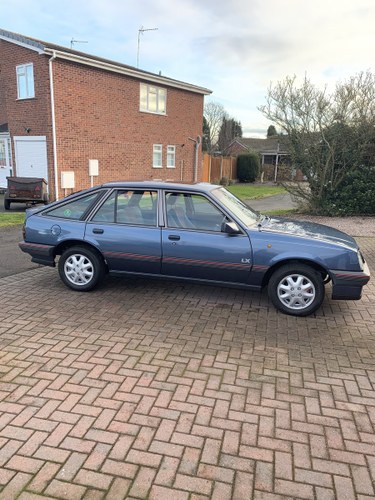 1988 Vauxhall cavalier mk2 LX 1.6 VENDIDO