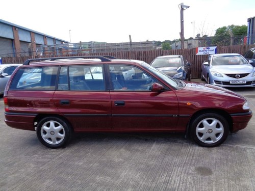 1997 Vauxhall astra 1.6 i 16v gls 5dr auto estate In vendita