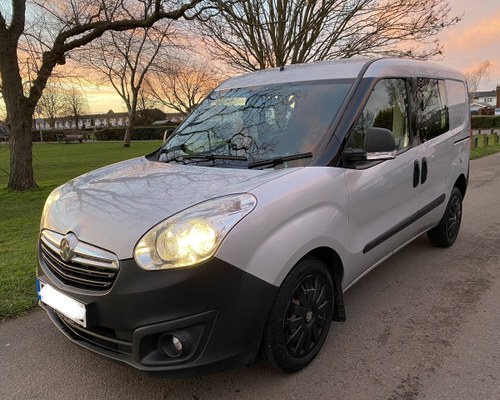 2015 Vauxhall Combo 2300 L1H1 CDTI SS EcoFlex Crew Cab Kaufen Bei