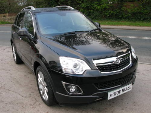 2012 Vauxhall Antara 2.2 CDTi SE AWD. Only 23,000 Miles For Sale
