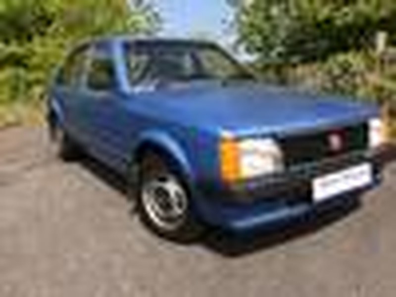 STUNNING! Astra 1600S GL 5 Door (MK1) ONLY 14,000mls! SOLD