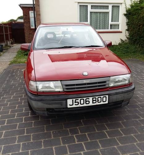 1992 Vauxhall Cavalier Expression 1.6 Saloon For Sale