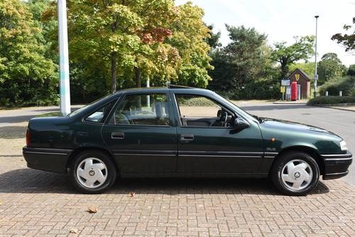 1995 Vauxhall Cavalier 2.0 GLS Low 36,000 Miles For Sale