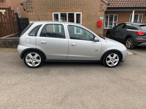 2005 Vauxhall corsa sri 1.4 16v only 35000 miles À venda