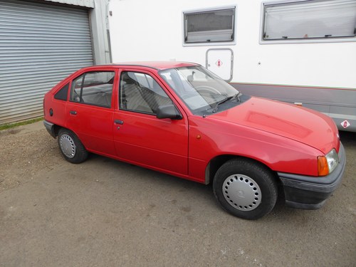 1990 low milage 1.3 Vauxhall Astra Merit In vendita