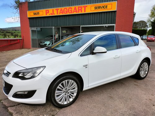 2014 Vauxhall Astra 1.4i 16V Excite 5dr ONLY 53000 MILES SOLD