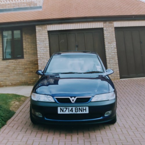 1996 EXCEPTIONAL Vauxhall Vectra GLS 16V For Sale