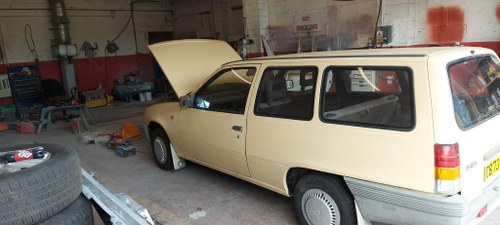 1987 Vauxhall Astra estate 2 door Kaufen Bei