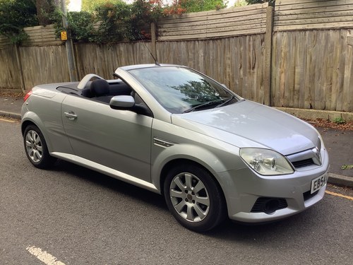 2004 Vauxhall Tigra convertible For Sale