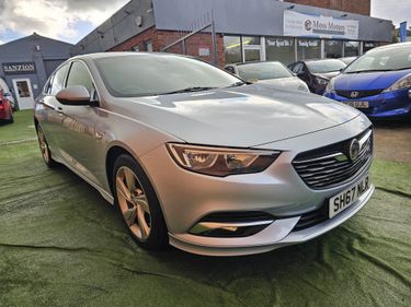 Picture of VAUXHALL INSIGNIA 1.5 SRI VX-LINE NAV 5DR Manual SILVER