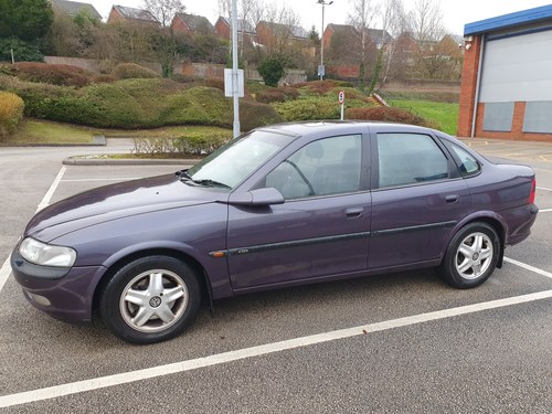 1996 Vauxhall Vectra 2.5 Litre CDX V6 Auto