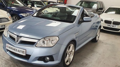 2006 VAUXHALL TIGRA 1.4 EXCLUSIV*GENUINE 27,000 MILES*CONVERTIBLE Kaufen Bei