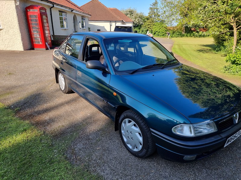 1995 Vauxhall Astra