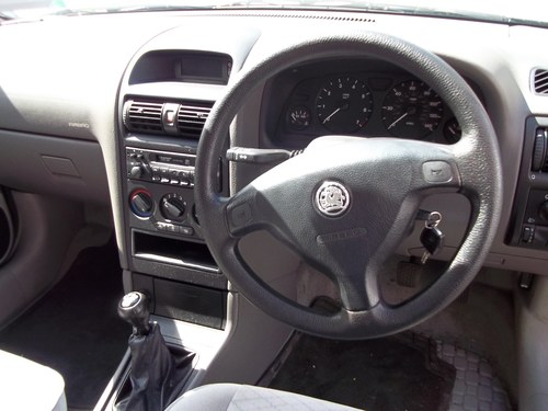 1999 Vauxhall Astra - 8