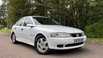 Picture of 2000 Vauxhall Vectra Gls