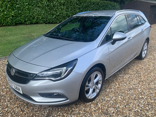 2017 Vauxhall Astra 1.6 CDTi ecoFLEX SRi Sports Tourer Estat