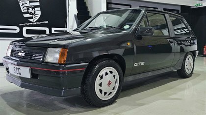 1990 VAUXHALL NOVA 1.6i GTE Hatchback 3dr Petrol Manual