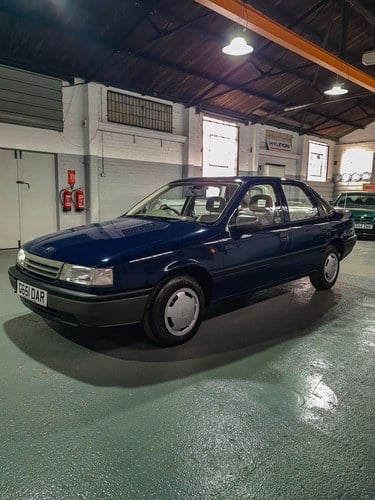 1990 Vauxhall Cavalier - 2