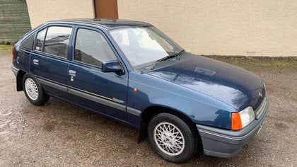 1991 Vauxhall Astra Bertone