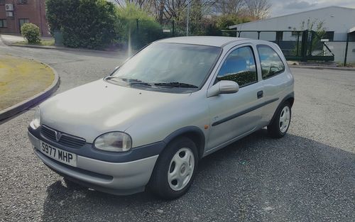 1998 Vauxhall Corsa (picture 1 of 23)