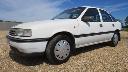 1991 (H) Vauxhall Cavalier 2.0i GL 5dr Auto
