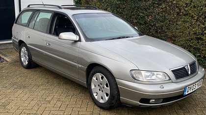 2003 Vauxhall Omega