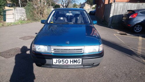 Vauxhall Cavalier 1.6 Expression showroom condition!! 1992