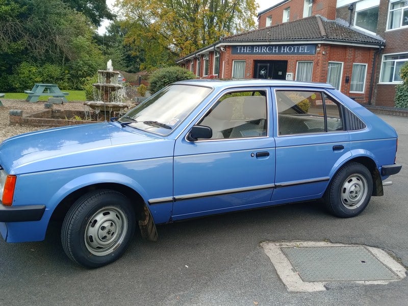 1983 Vauxhall Astra MK1 Auto,rare 13,400 genuine miles