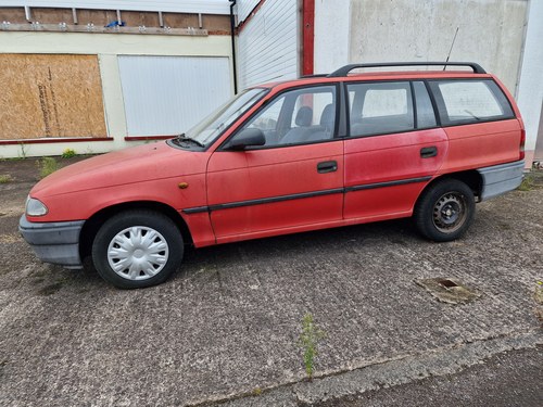1996 Vauxhall Astra Estate 1600 CC - Offers Considered