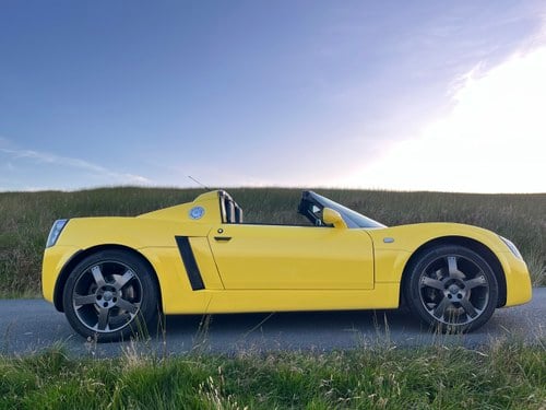 2003 Vauxhall VX220 2.2 in remarkable original condition