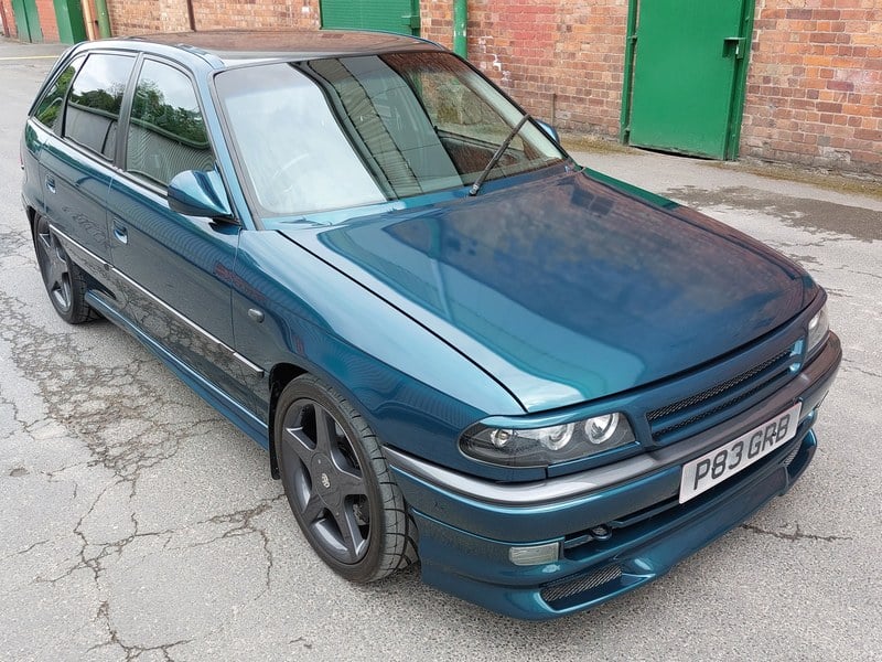 Astra mk3 Arctic 3.0 V6 + F28 & Quaife, 2 lady owners, 1997