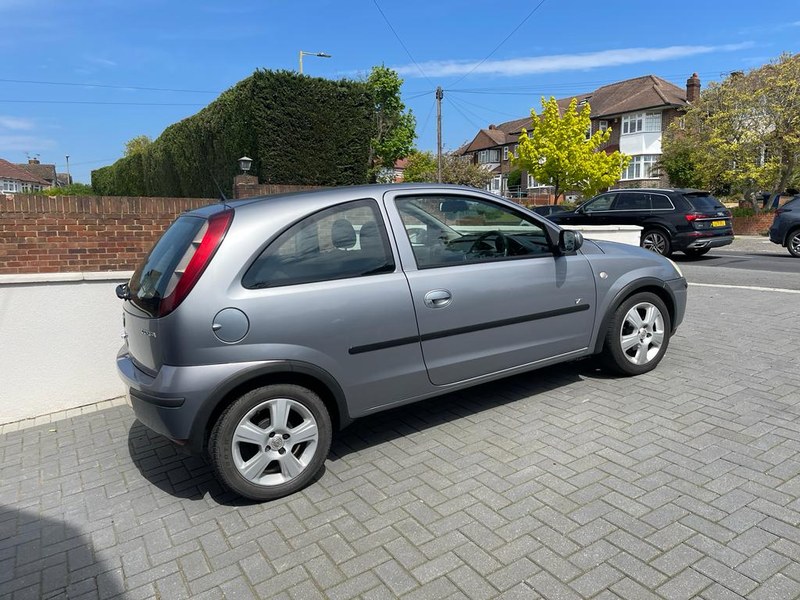 2004 Vauxhall Corsa 998cc automatic