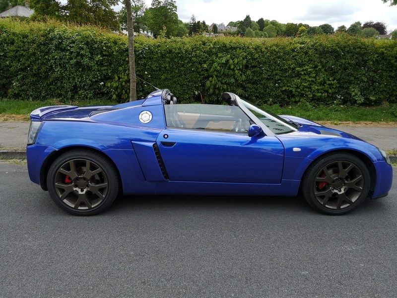 Vauxhall VX220 Turbo 2004