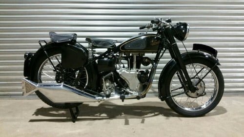 1947  VELOCETTE MAC RIGID 350cc WELL MAINTAINED & CARED FOR For Sale