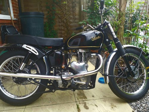 Velocette mac for sale 1953 in trails livery... For Sale