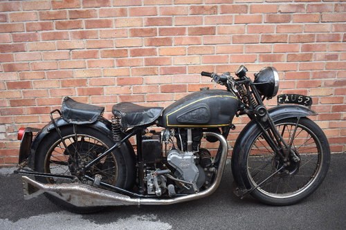 Lot 64 - A 1939 Velocette MSS - 02/05/18 For Sale by Auction