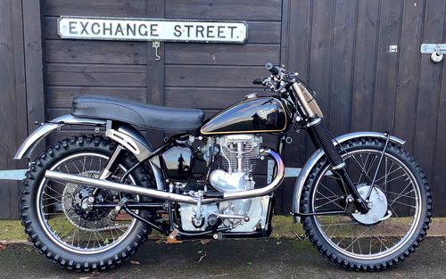 1956 Velocette MSS (picture 1 of 9)