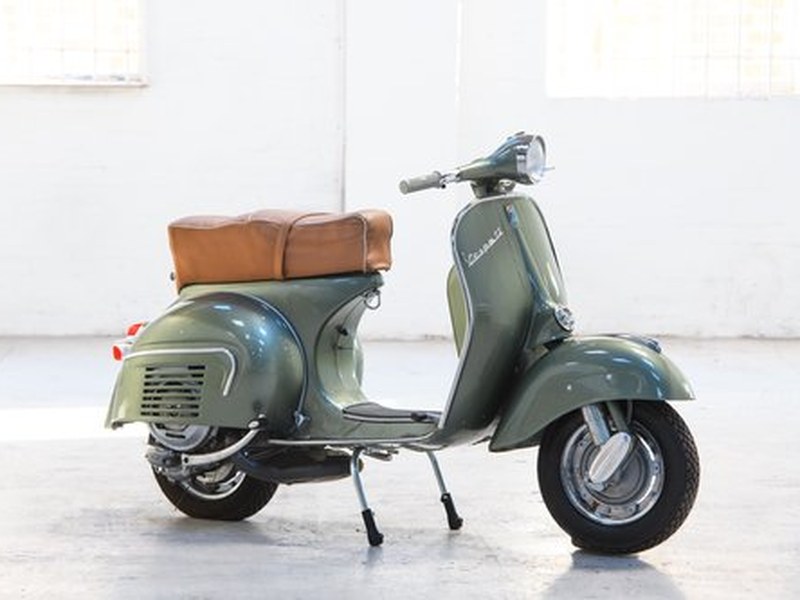 1964 Piaggio Vespa GS160 in Aston Martin California Sage