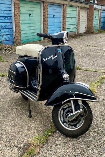 1967 150 vespa super vbb scooter For Sale