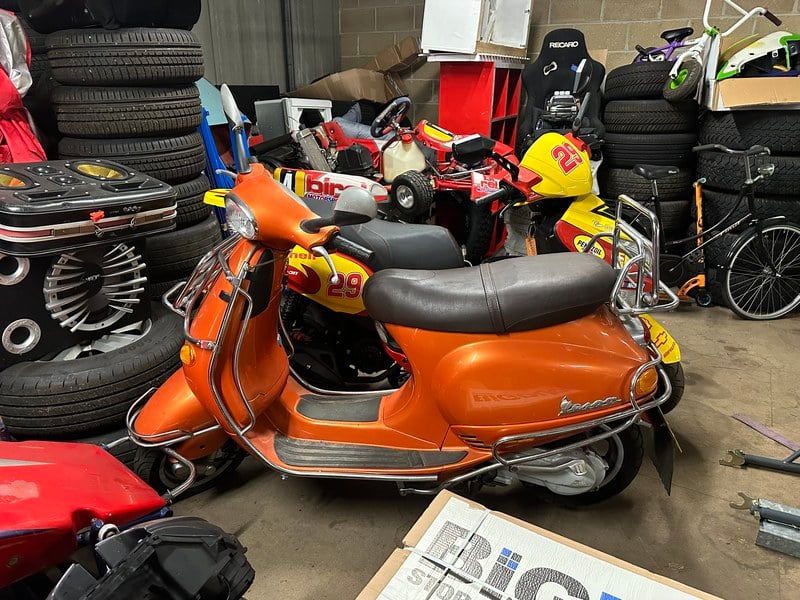 1996 Vespa ET4 Orange in United Kingdom For Sale Car Classic