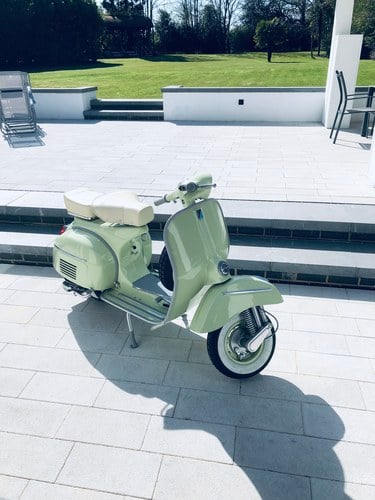1966 Vespa 125 outstanding condition