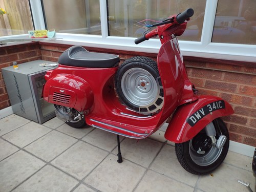 1965 Vespa V90.