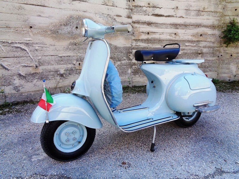 Nvb1 1961 Vespa 125 VNB1 Blue Manual, 3 speed Right Hand Drive in Spoleto ...