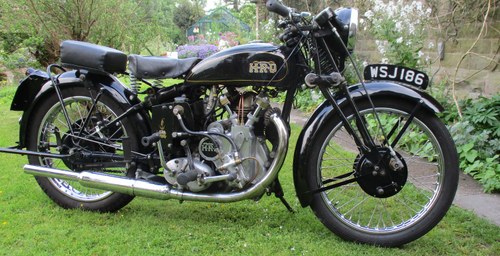 1936 Bronze Head series A Motorcycle In vendita