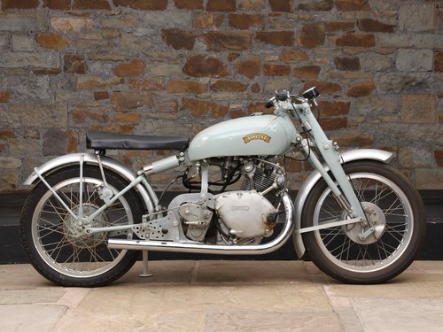 Lot 115 - c.1952 Vincent 499cc 'Grey Flash' Replica In vendita all'asta