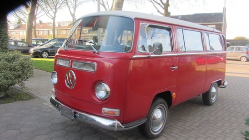 Volkswagen T2 1969 people bus very nice car & 50 Classics For Sale