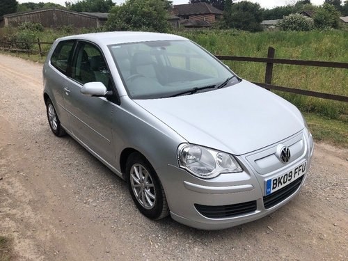 2009 VOLKSWAGEN POLO BLUEMOTION (FREE ROAD TAX!) For Sale